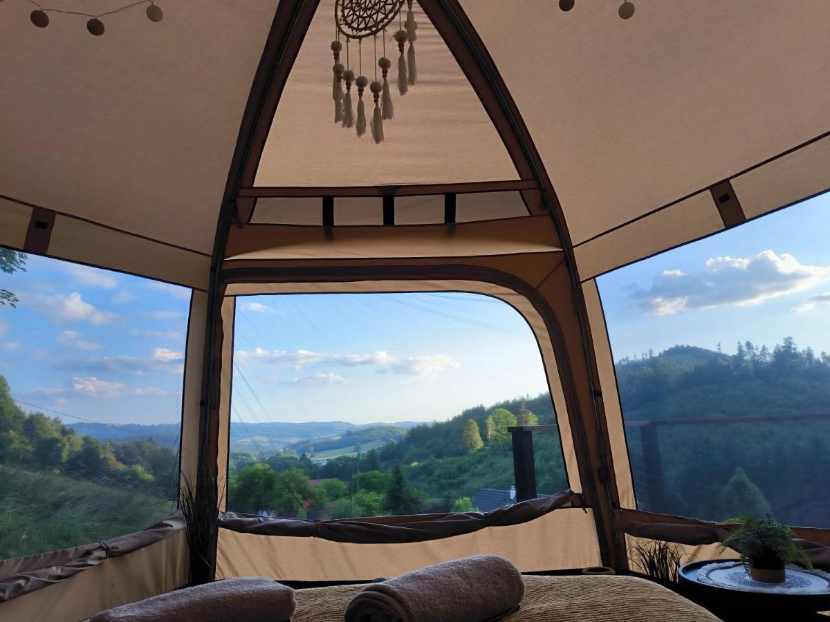 Hotel Glamping Roznov Rožnov pod Radhoštěm Esterno foto
